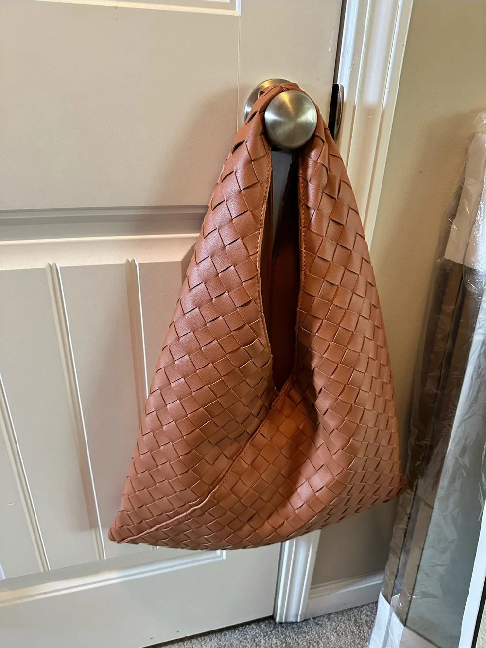 Woven Hobo Shoulder Bag in Cognac Brown